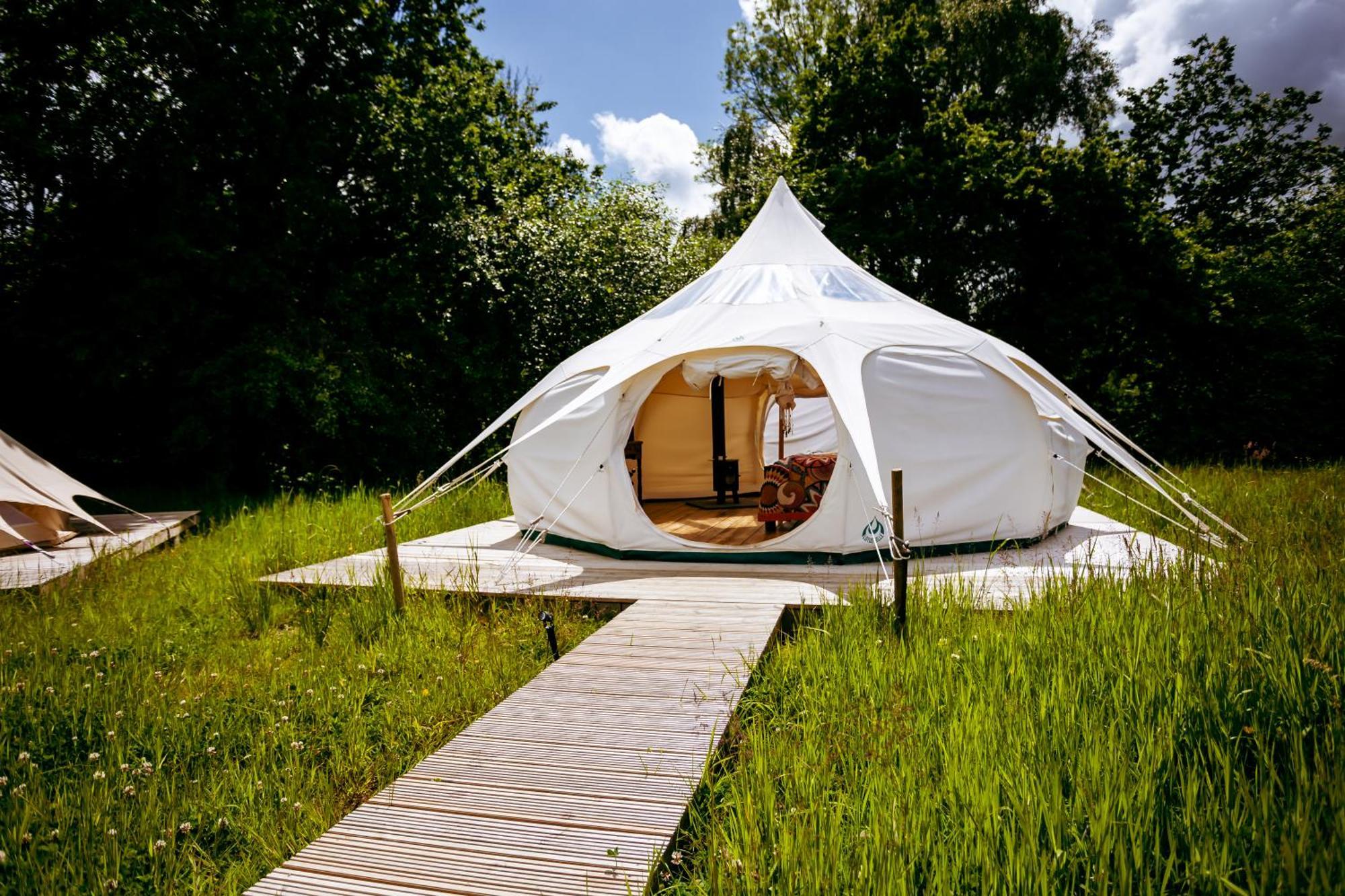 Luxury Glamping Retreat In Battle Villa Exterior photo